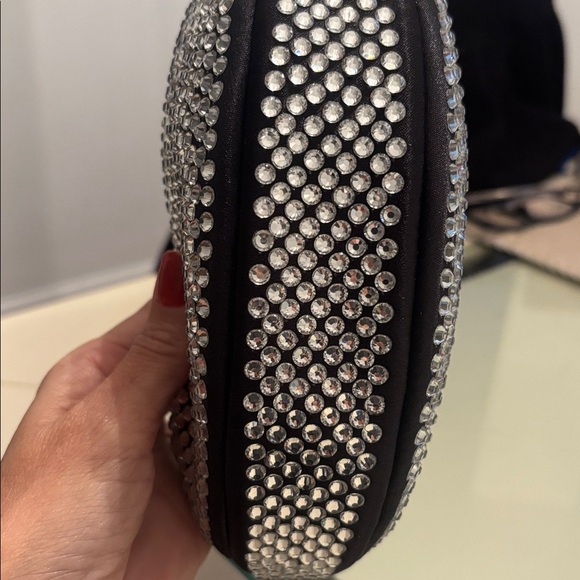 Elegant Black and Silver Crystal-Embellished Women's Bag - Picture 4 of 4